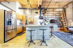 Historic JD Loft, Near ICE District, Rogers Place, UG Parking